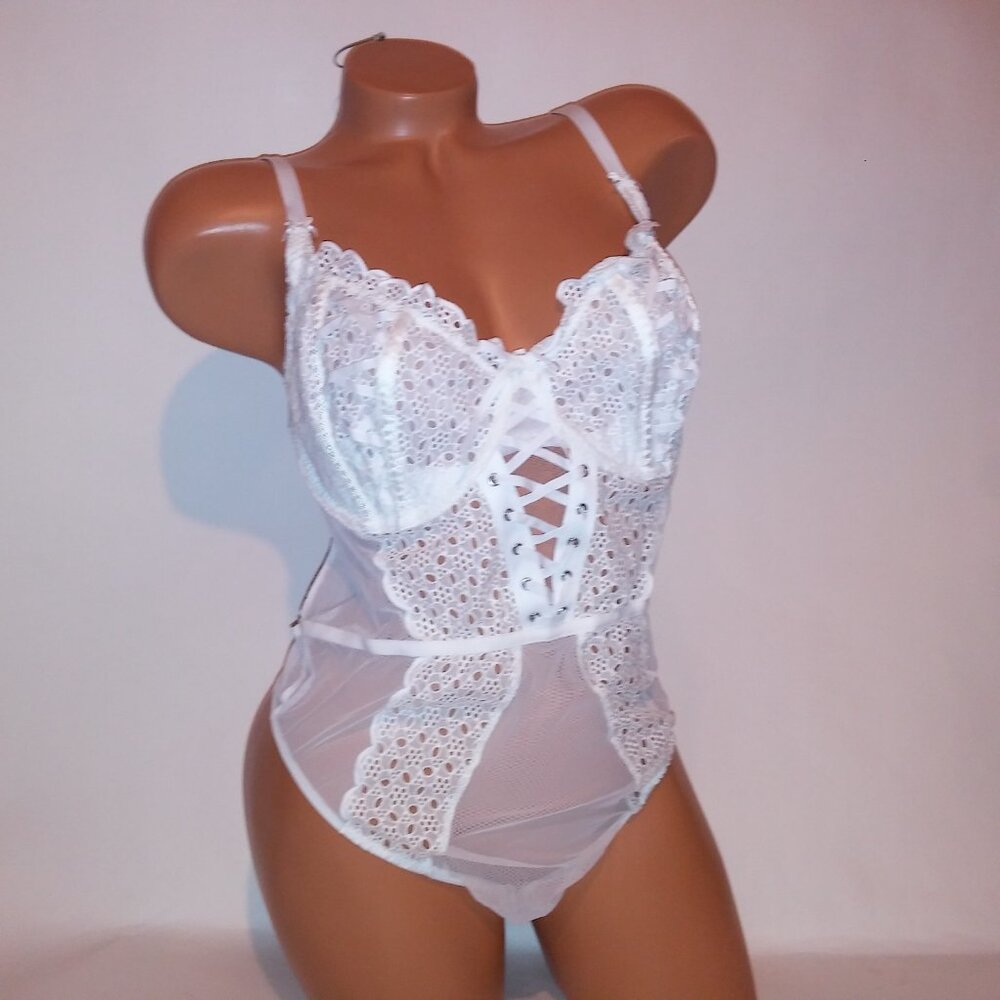 Victoria Secret Lingerie Teddy One Piece Bodysuit White Eyelet Sheer Thong‎ Back - Picture 10 of 16